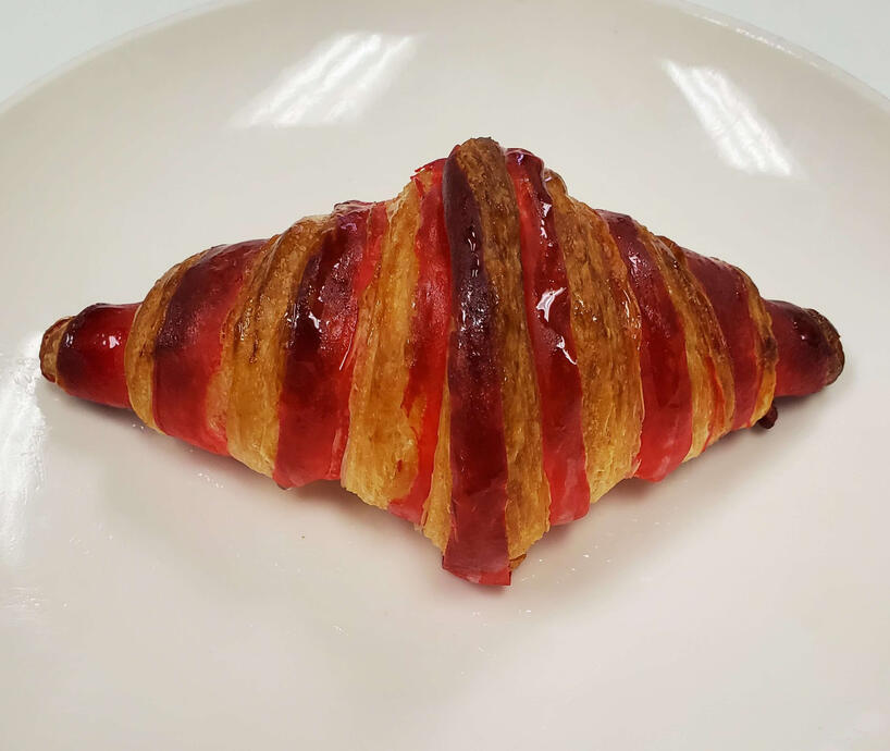 Red Croissant
